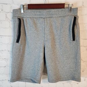 Men's Monument lounge shorts, size Medium